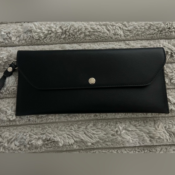 Henri Bendel NWT Black Clutch - Picture 1 of 5